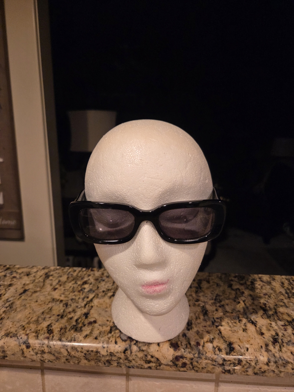 KURT GEIGER Black/Brown Rectangular Sunglasses - Classic Solid Frame No Case